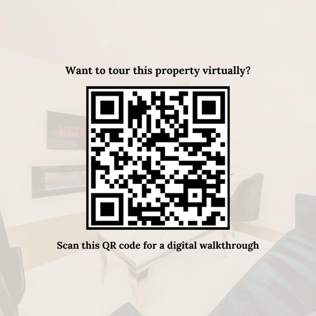 Bright Modern Home - King Bed - Free Parking - Fireplace - Fast Wi-Fi - Free Netflix Edmonton Zewnętrze zdjęcie